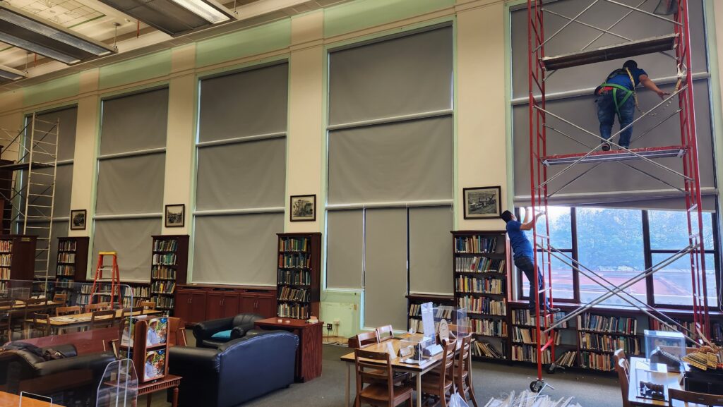 Instalacion de persianas en Biblioteca del Canal de Panamá 10