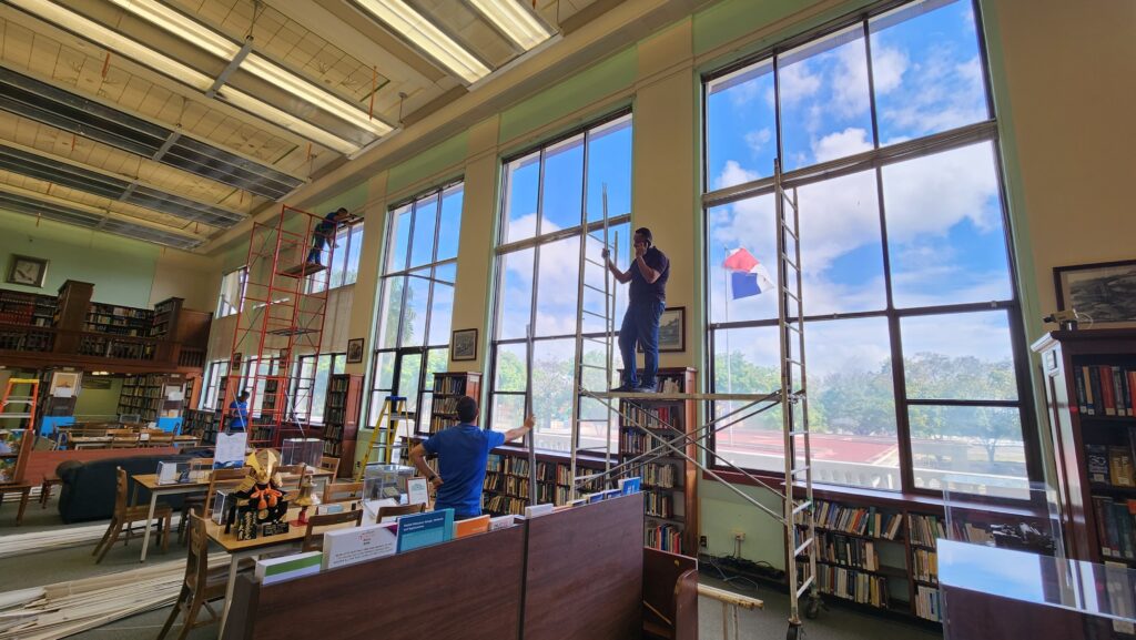 Instalacion de persianas en Biblioteca del Canal de Panamá 25